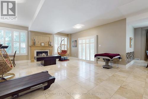 1832 Chesbro Court, Mississauga, ON - Indoor Photo Showing Living Room With Fireplace