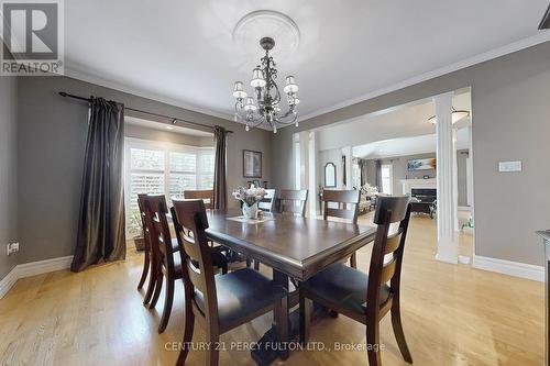 1832 Chesbro Court, Mississauga, ON - Indoor Photo Showing Dining Room