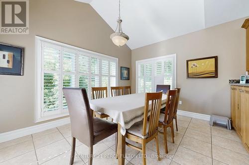 1832 Chesbro Court, Mississauga, ON - Indoor Photo Showing Dining Room