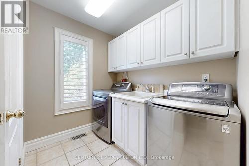 1832 Chesbro Court, Mississauga, ON - Indoor Photo Showing Laundry Room