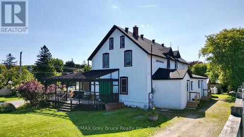 8 Helen Street, Northern Bruce Peninsula, ON 