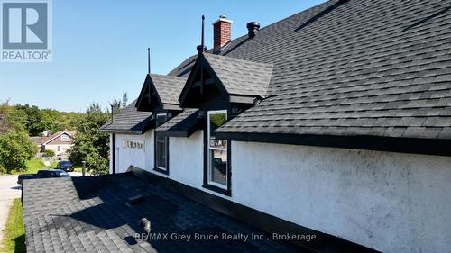 8 Helen Street, Northern Bruce Peninsula, ON 