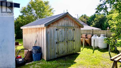 8 Helen Street, Northern Bruce Peninsula, ON 