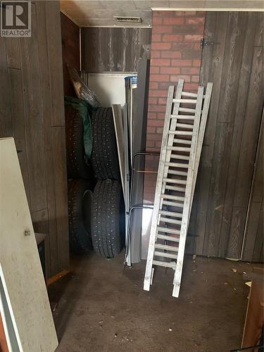 103-105 Front, Spanish, ON 