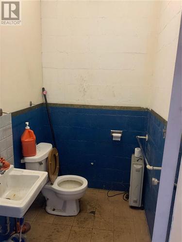 103-105 Front, Spanish, ON 