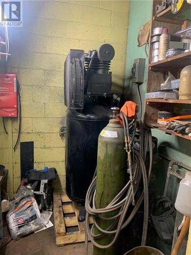 103-105 Front, Spanish, ON 