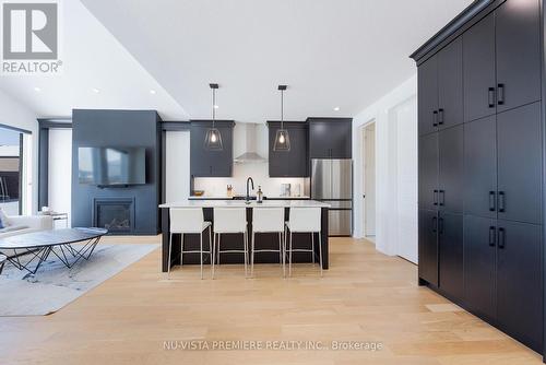 2228 Saddlerock Avenue, London North (North S), ON - Indoor