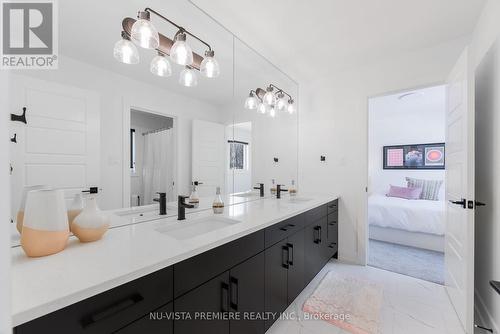 2228 Saddlerock Avenue, London North (North S), ON - Indoor