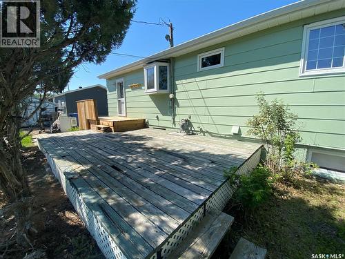 216 3Rd Street E, Frontier, SK - Outdoor With Exterior