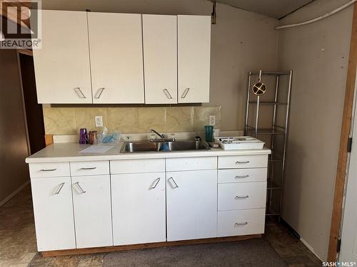 87 Wadin Drive, Northern Admin District, SK - Indoor Photo Showing Kitchen With Double Sink