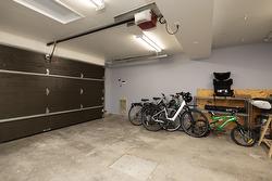 Garage - 
