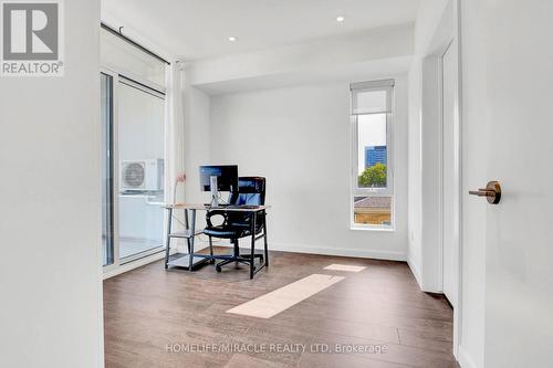 401 - 741 King Street W, Kitchener, ON - Indoor Photo Showing Office