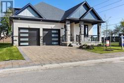 1 - 1061 EAGLETRACE DRIVE  London North (North S), ON N6G 0T3