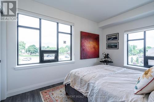 213 - 30 Hamilton Street S, Hamilton, ON - Indoor Photo Showing Bedroom