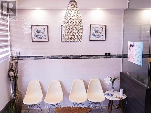 39 Queen Street N, Mississauga, ON 