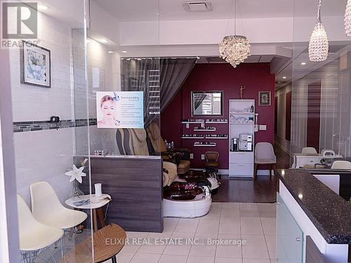 39 Queen Street N, Mississauga, ON 