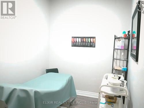 39 Queen Street N, Mississauga, ON 