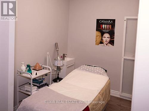 39 Queen Street N, Mississauga, ON 