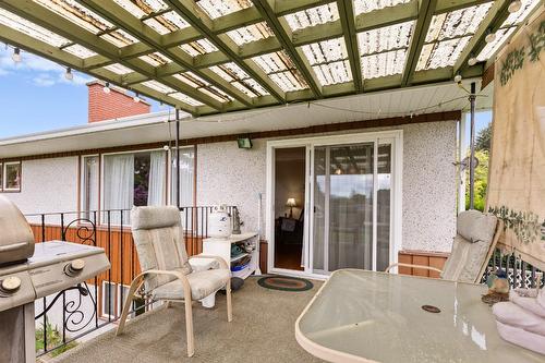 350 Clarissa Road, Kelowna, BC - Outdoor With Exterior