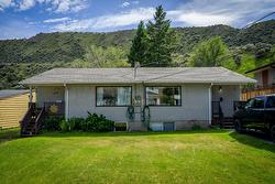 2257/2259 Valleyview Drive  Kamloops, BC V2C 4C8
