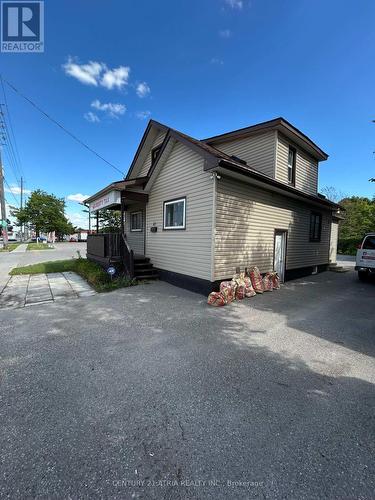 41 Bloor Street E, Oshawa, ON - Outdoor