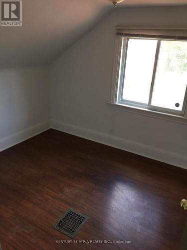 41 Bloor Street E, Oshawa, ON - Indoor Photo Showing Other Room