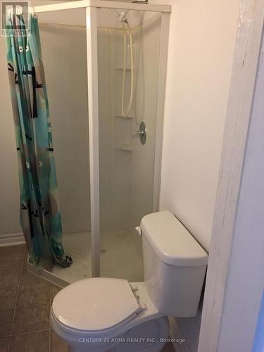 41 Bloor Street E, Oshawa, ON - Indoor Photo Showing Bathroom