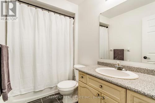 5971 Stonebriar Crescent, Mississauga, ON - Indoor Photo Showing Bathroom
