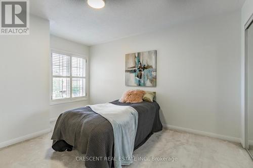5971 Stonebriar Crescent, Mississauga, ON - Indoor Photo Showing Bedroom