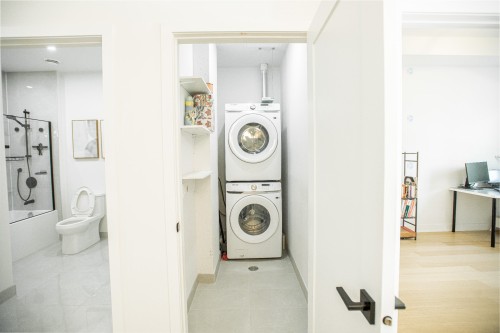 Laundry - 112-2030 Rue Lucien-Thimens, Montréal (Saint-Laurent), QC - Indoor Photo Showing Laundry Room