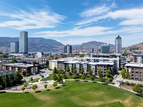 116-1775 Chapman Place, Kelowna, BC - Outdoor With View