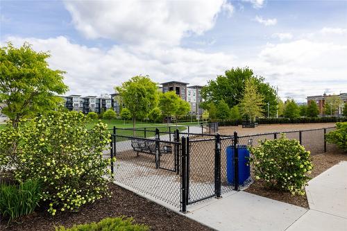 116-1775 Chapman Place, Kelowna, BC - Outdoor