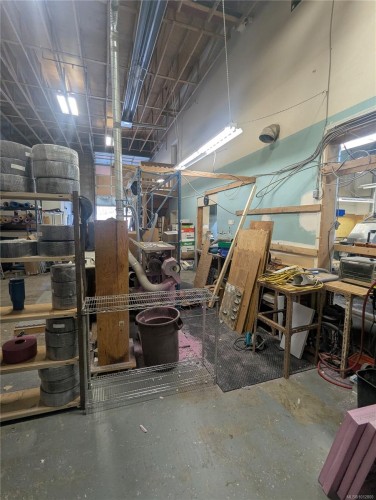 3-744 Fairview Rd, Esquimalt, BC 