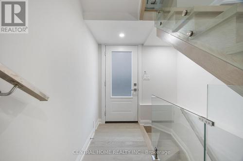 2950 Elgin Mills Road E, Markham, ON - Indoor Photo Showing Other Room