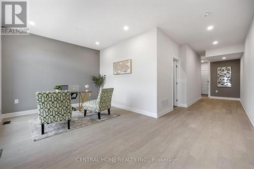 2950 Elgin Mills Road E, Markham, ON - Indoor Photo Showing Other Room