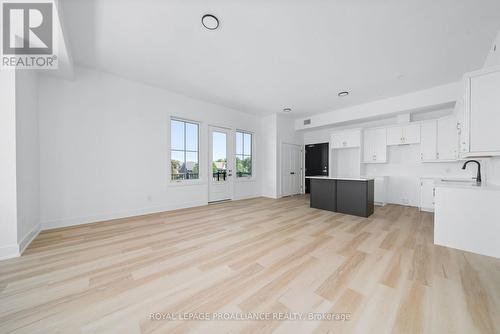 201 - 941 Charles Wilson Parkway, Cobourg, ON - Indoor Photo Showing Kitchen