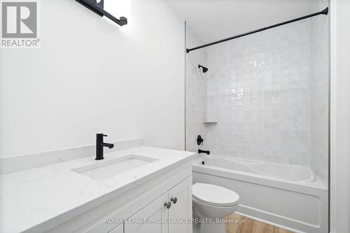 301 - 941 Charles Wilson Parkway, Cobourg, ON - Indoor Photo Showing Bathroom