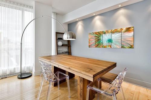 Dining room - 304-370 Rue St-André, Montréal (Ville-Marie), QC - Indoor Photo Showing Dining Room