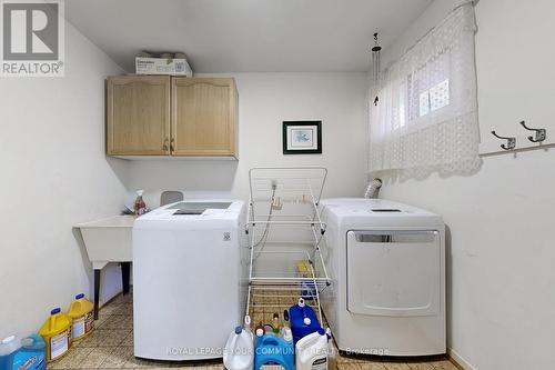 287 Manchester Drive, Newmarket, ON - Indoor Photo Showing Laundry Room