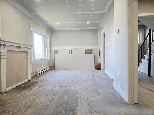 55 Bridge Avenue, Stellarton, NS 