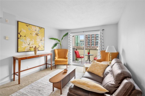 311-827 North Park St, Victoria, BC - Indoor Photo Showing Living Room