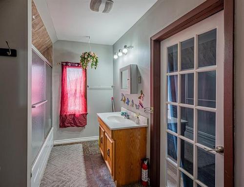 384 Magnus Ave, Winnipeg, MB 