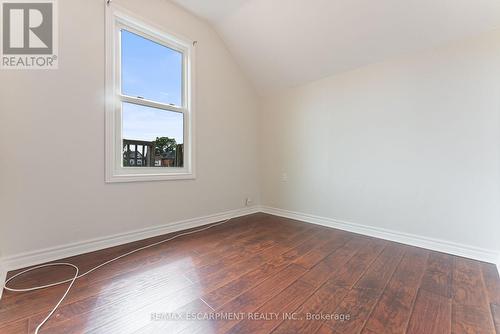208 East Avenue N, Hamilton, ON - Indoor Photo Showing Other Room