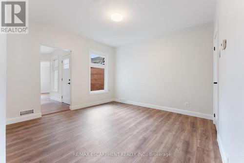 208 East Avenue N, Hamilton, ON - Indoor Photo Showing Other Room