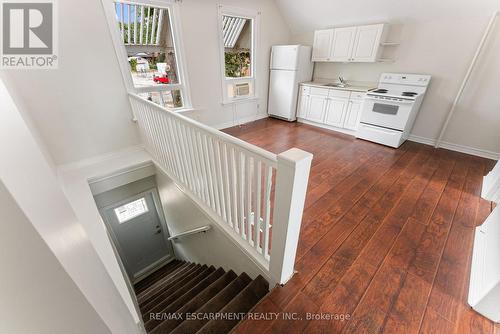 208 East Avenue N, Hamilton, ON - Indoor