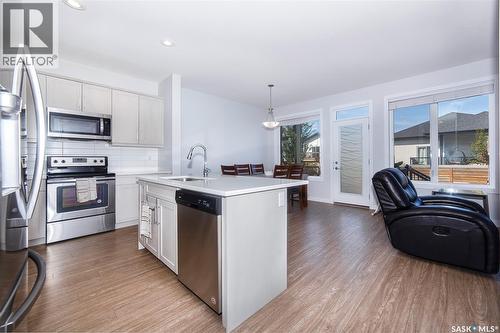 403 Childers Way, Saskatoon, SK - Indoor Photo Showing Kitchen