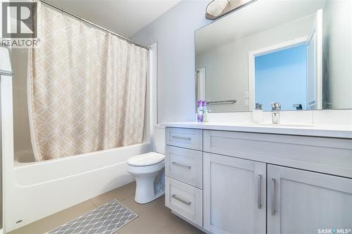 403 Childers Way, Saskatoon, SK - Indoor Photo Showing Bathroom
