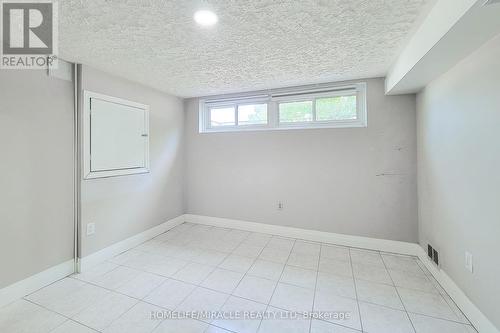 12 Maitland Avenue, Hamilton, ON - Indoor Photo Showing Other Room