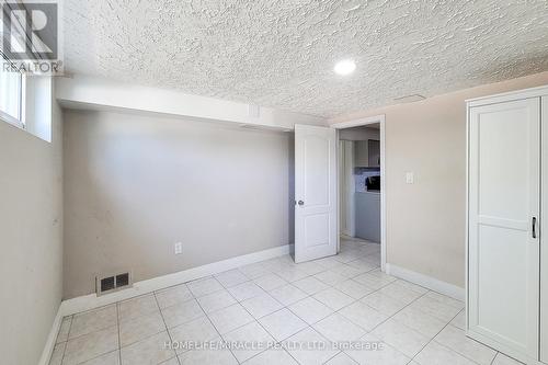 12 Maitland Avenue, Hamilton, ON - Indoor Photo Showing Other Room