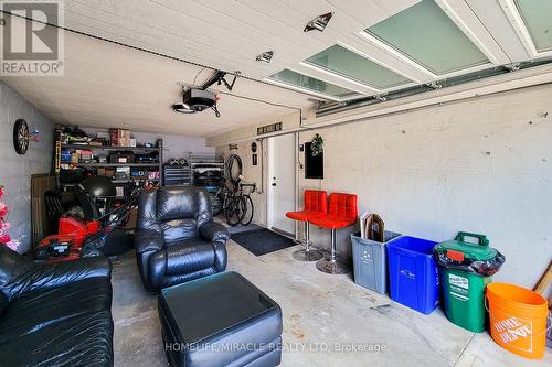 12 Maitland Avenue, Hamilton, ON - Indoor Photo Showing Garage